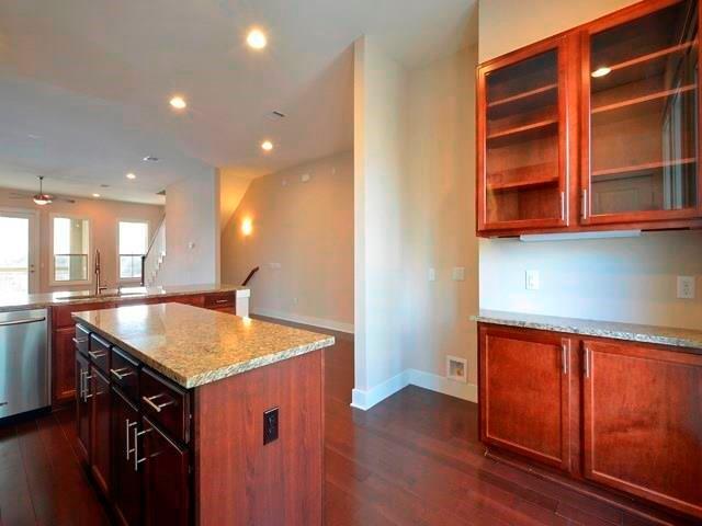 Building Photo - 2520 Bluebonnet Ln