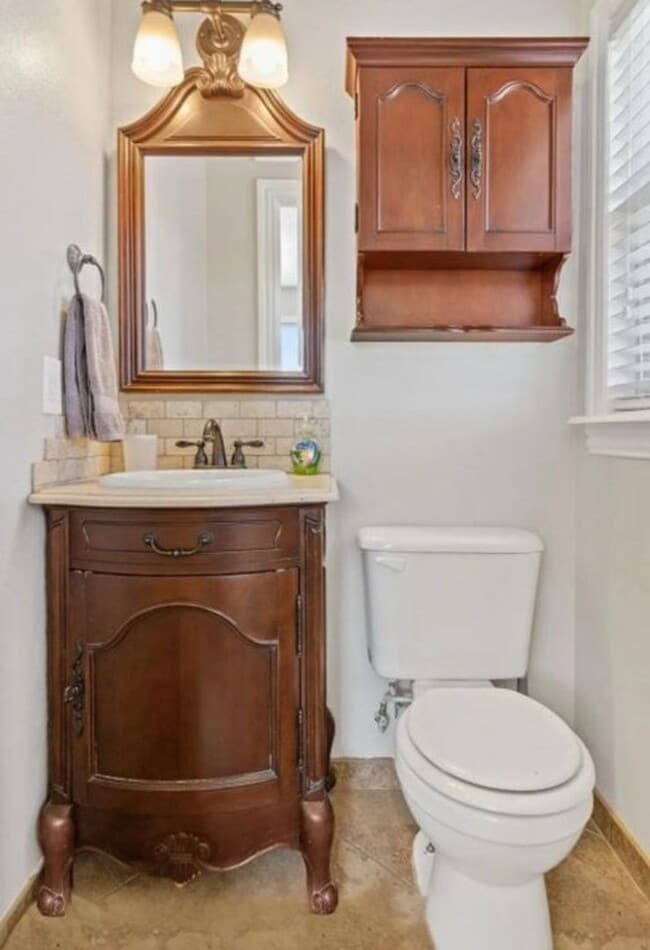 Building Photo - Beautiful 3 Bed and 2 Bathroom home.