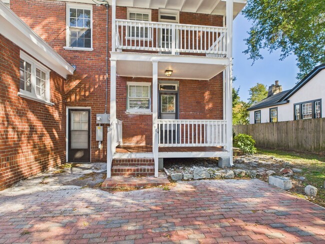 Building Photo - 4222 Chamberlayne Ave