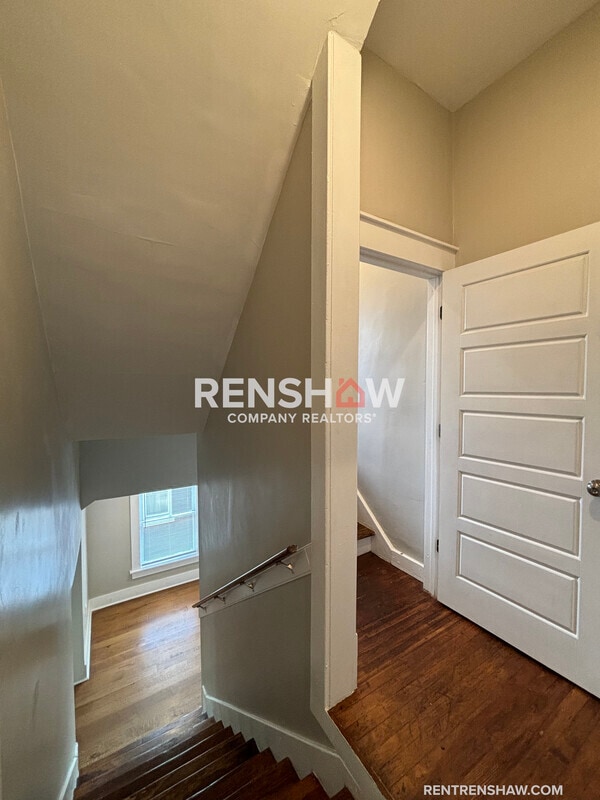 Building Photo - 59 N Willett St