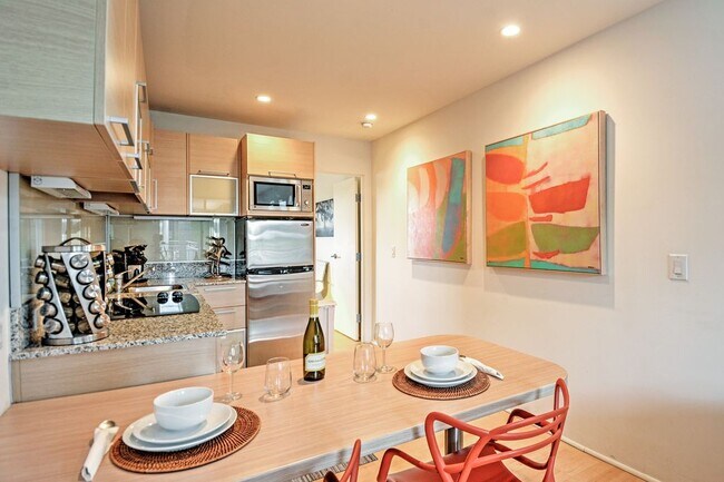 Building Photo - The Regency Apartment Homes