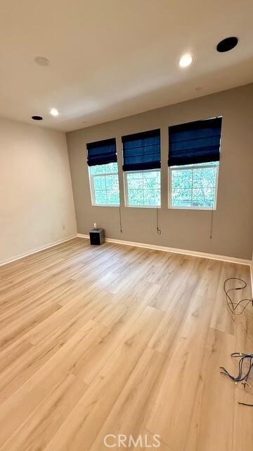 Building Photo - 904 N Primrose Ln