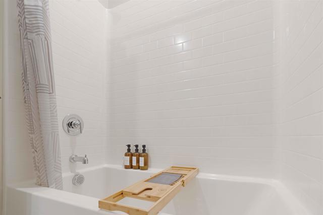 Building Photo - 2043 Bluestone Cir