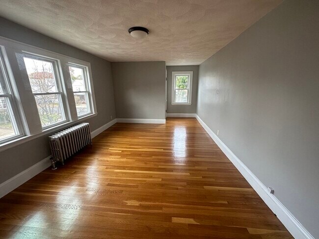 Building Photo - 238 Ashcroft Rd