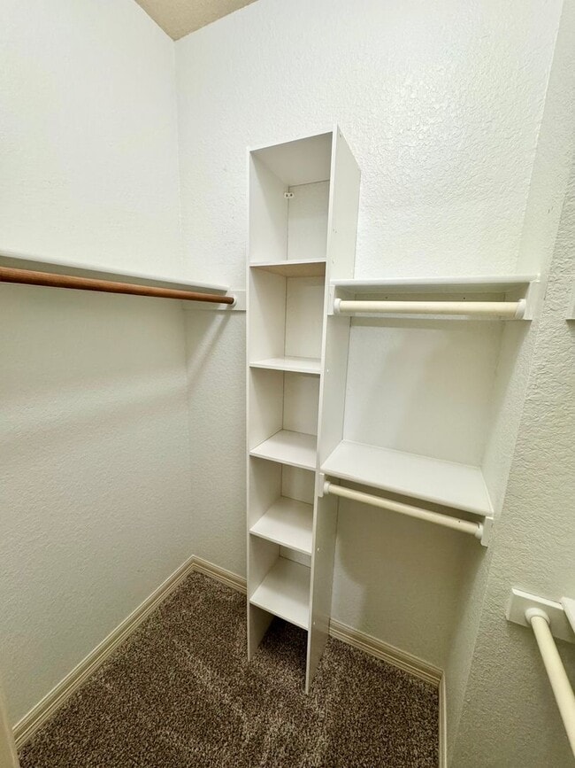 Building Photo - *COMING SOON* Luxurious 2-Story Home in Gated Stone Oak Community – Pool & Lawn Care Included