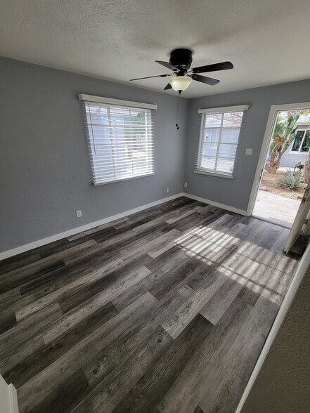 Building Photo - 1920 E Fairmount Ave