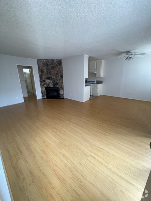 Building Photo - 4072 Inglewood Blvd