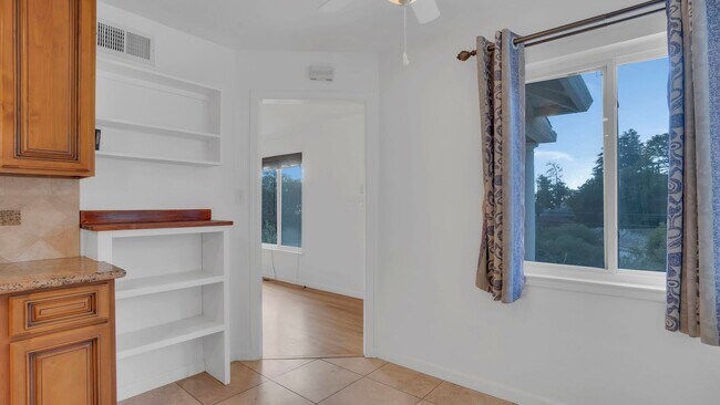 Building Photo - Lovely Home in San Jose near scenic Alum Rock! 2 Bedroom 2 Bath plus 1 Bed/1 Bath ADU