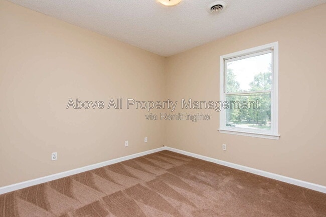 Building Photo - 408 Hunters Ridge Dr