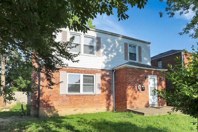 Building Photo - 397 S Chase Ave