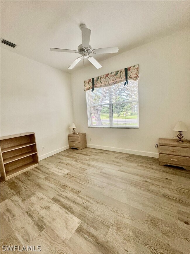 Building Photo - 400 Harvard Ct