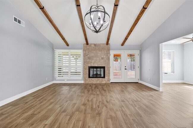 Building Photo - 19818 Packwood Dr