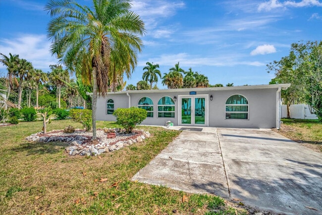 Building Photo - 4408 E Riverside Dr