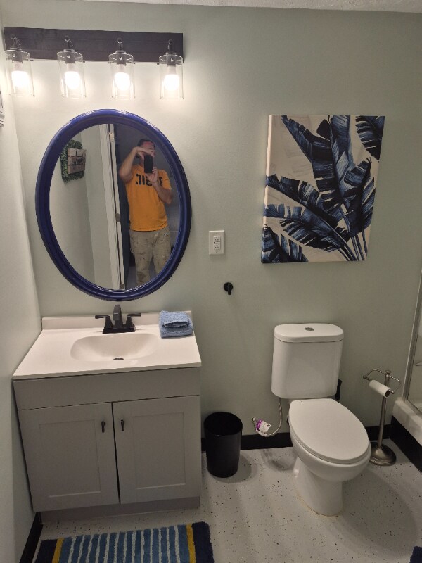 Building Photo - 1218 Greenwood Dr