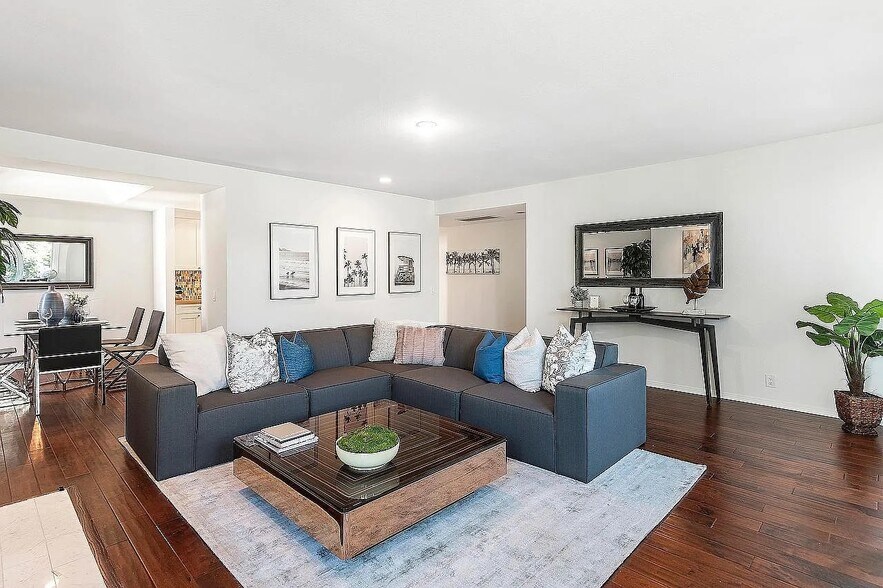 Building Photo - 1650 Veteran Ave