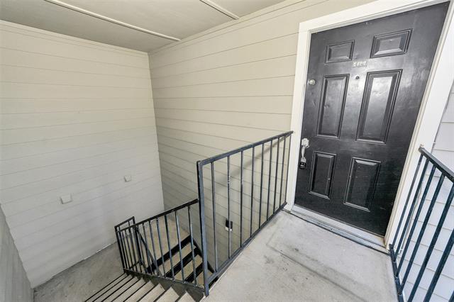 Building Photo - 2101 Count Fleet Dr
