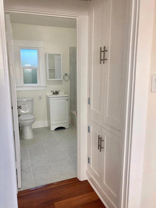 Building Photo - Gorgeous Completely Remodeled California Beach Bungalow w/Laundry+Backyard+Storage Near Beach