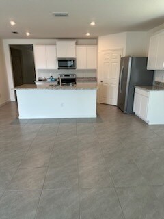 Building Photo - 7347 Amethyst Ave