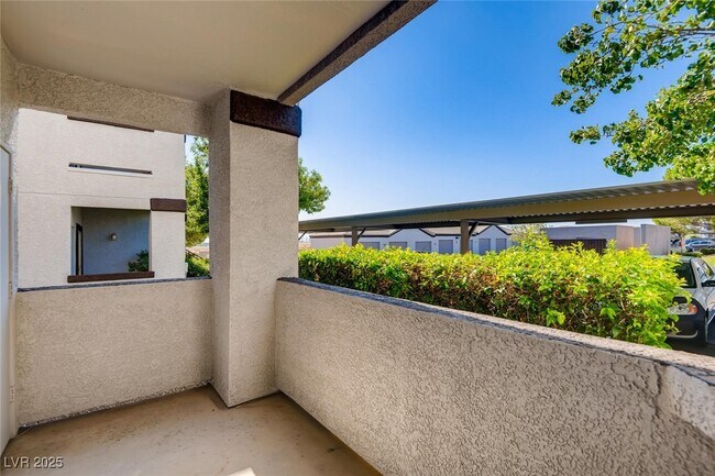 Building Photo - 7255 W Sunset Rd