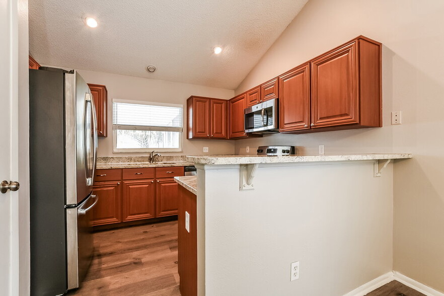 Building Photo - 1029 Beckstrom Dr