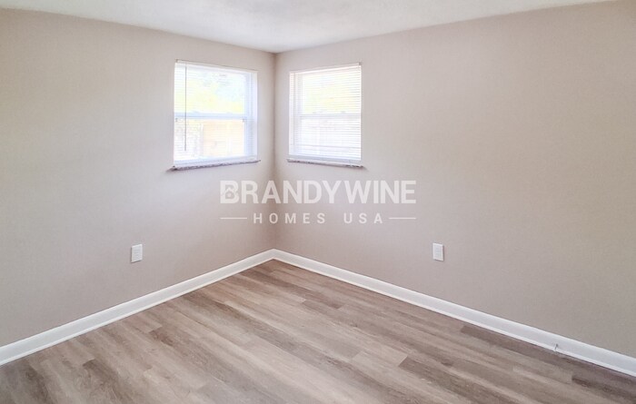 Building Photo - 7307 Cypress Dr