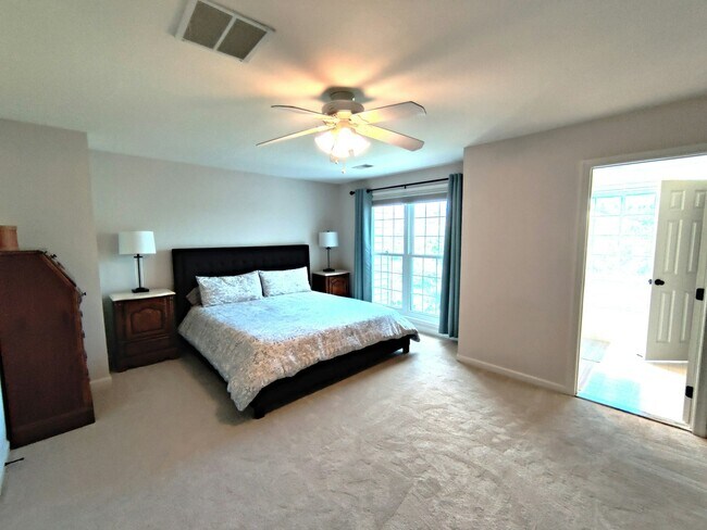 Building Photo - 6413 Hawk View Ln