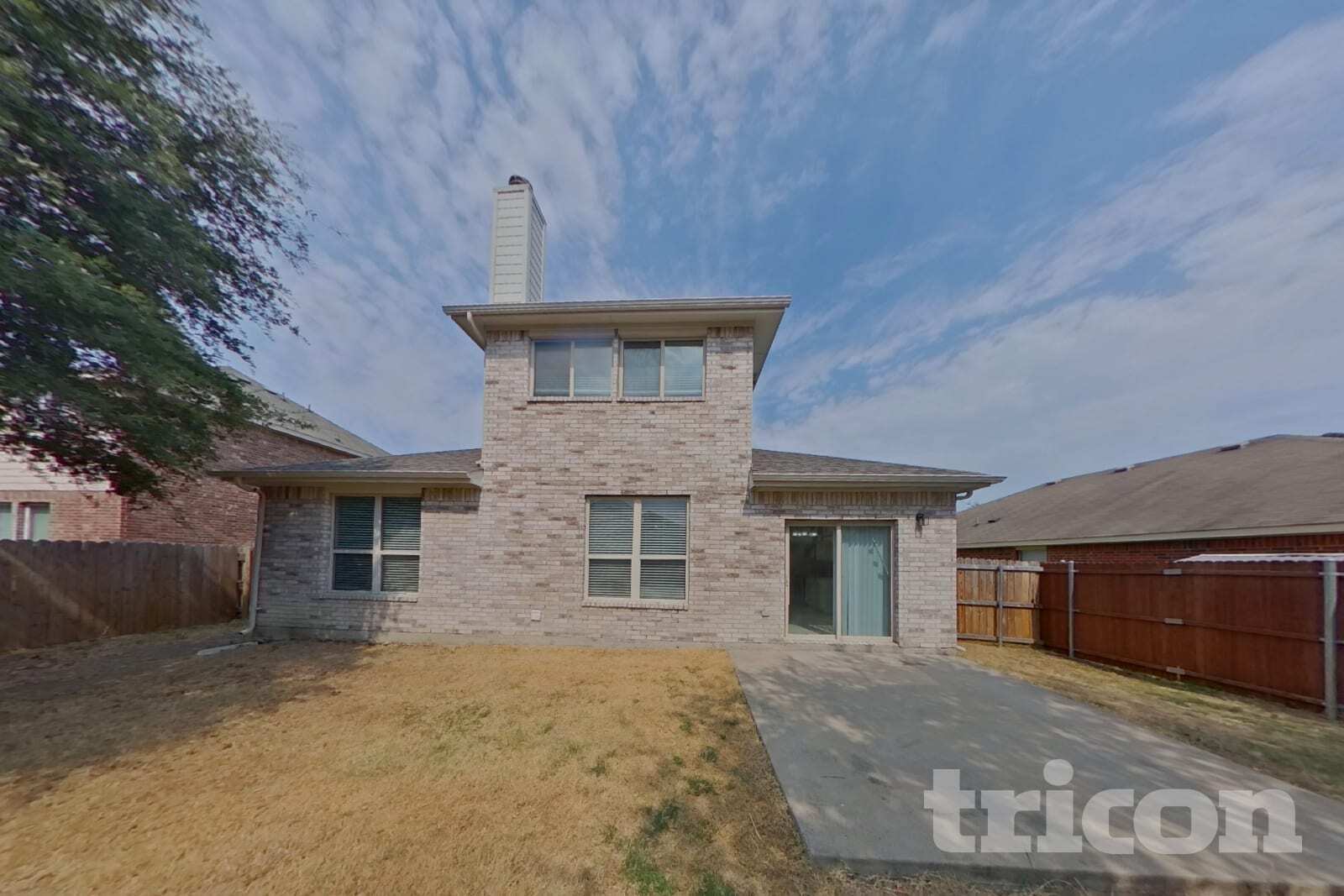 Building Photo - 3005 Glenrose Dr