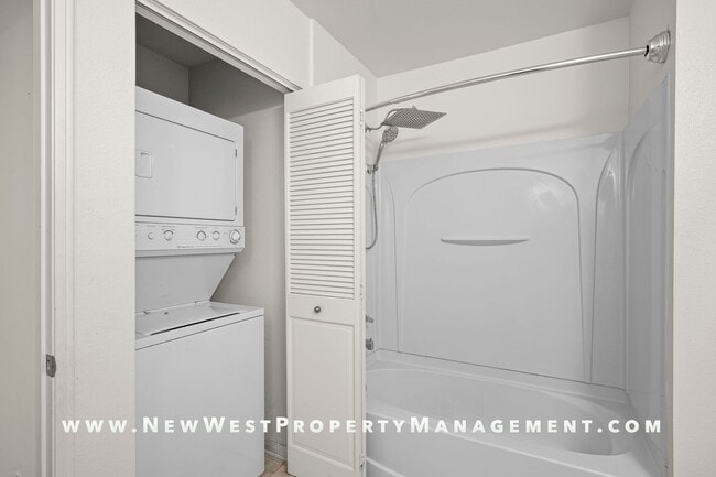 Building Photo - Charming Little Italy 1-Bedroom at Portico! Small Pet OK! Available Now!