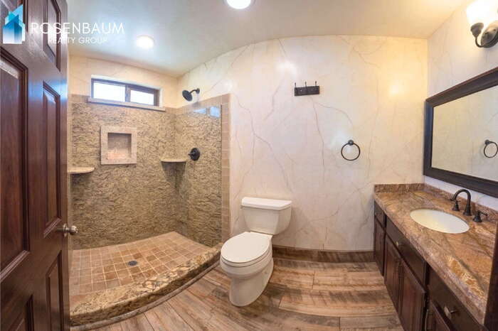 Building Photo - 3452 N 67th Dr
