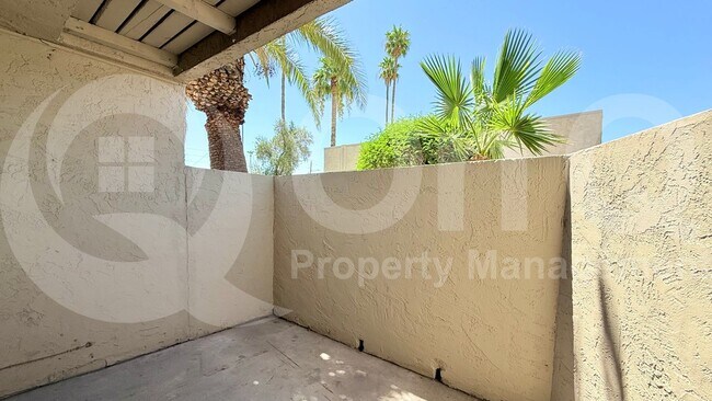 Building Photo - 2634 N 43rd Ave