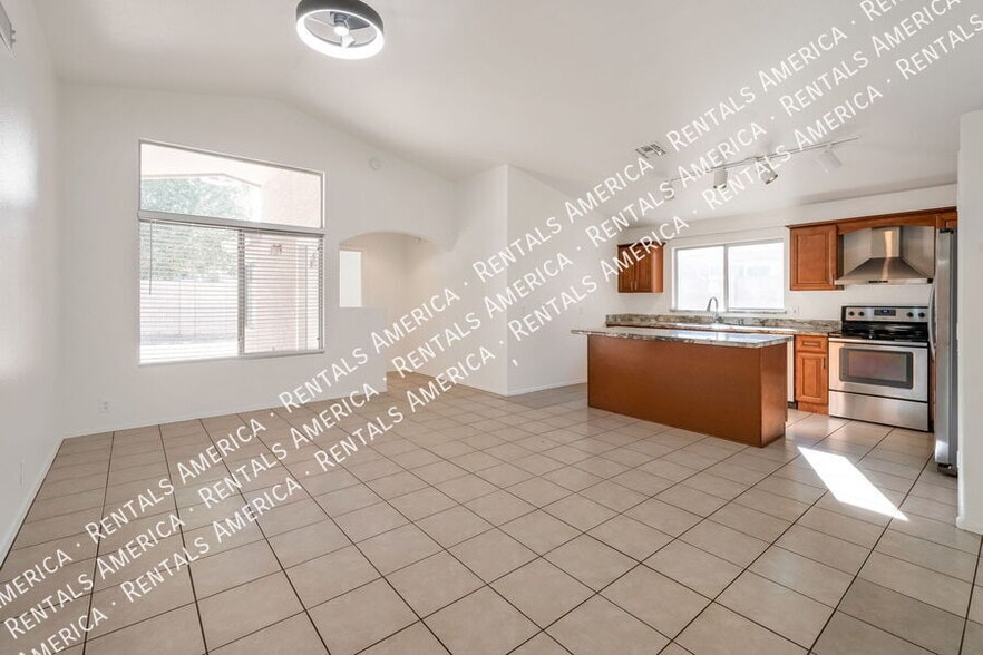 Building Photo - 295 N Hudson Pl