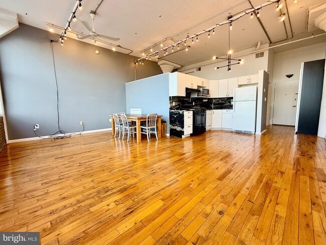 Building Photo - 314 N 12th St