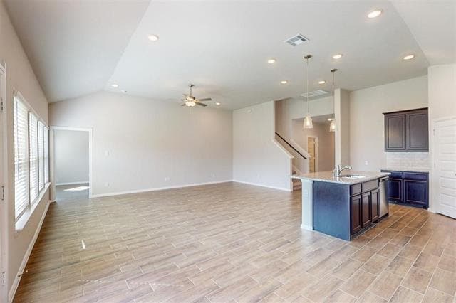 Building Photo - 14162 Birch Farm Dr