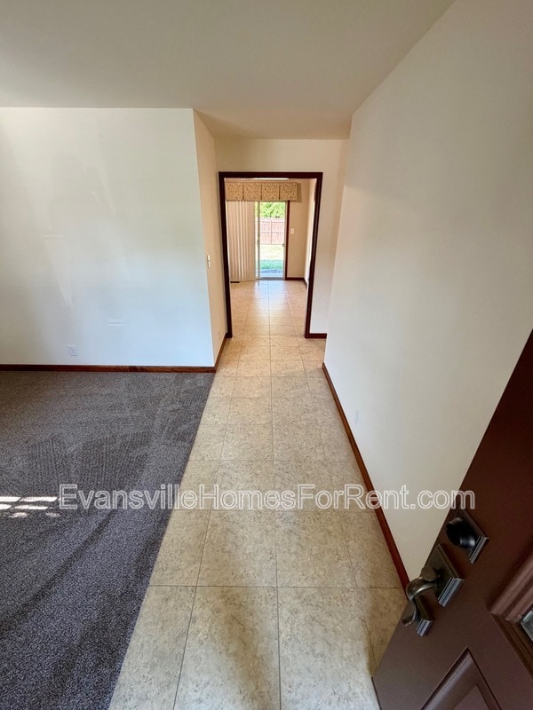 Building Photo - 1724 N Colony Dr