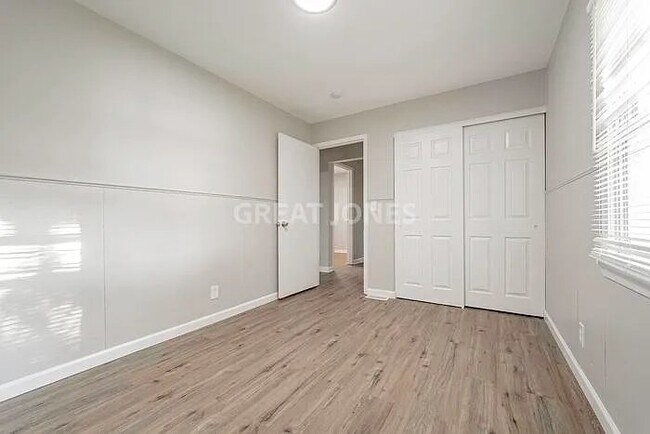 Building Photo - 1143 Charbonier Rd