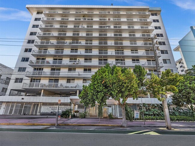 Building Photo - 401 Ocean Dr