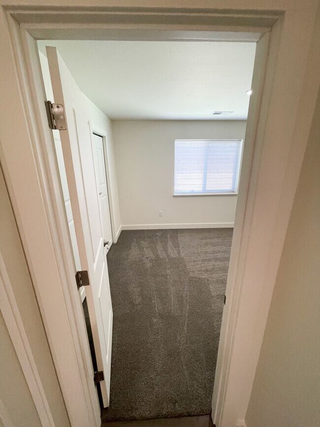 Building Photo - 4245-47 Wyoming