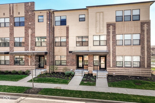 Building Photo - 2579 Filson St