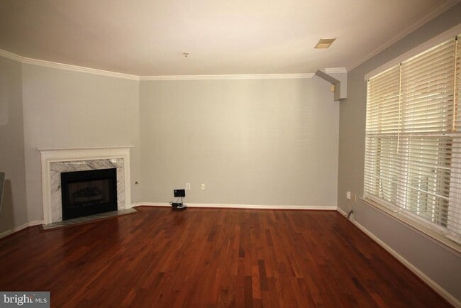 Building Photo - 2720 Bellforest Ct