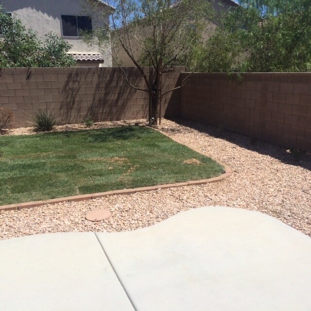 Building Photo - Large 4 bedroom home!  A must see!