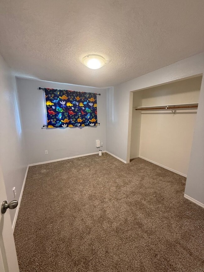 Building Photo - Updated 3+ Bedroom 2 Bath House with Large Fenced In Yard