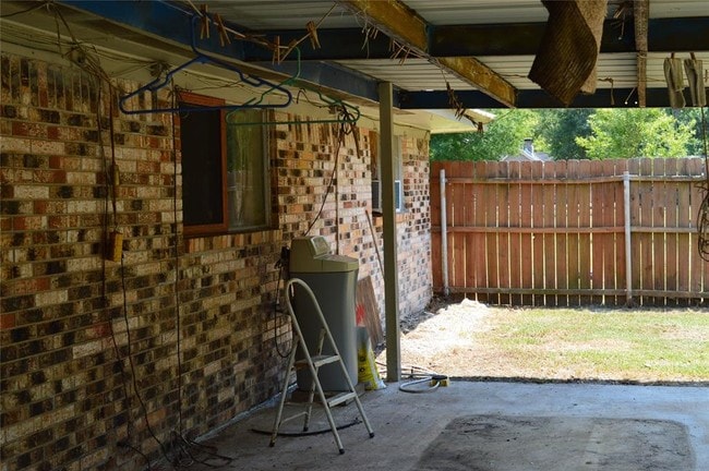 Building Photo - 160 County Rd 6498