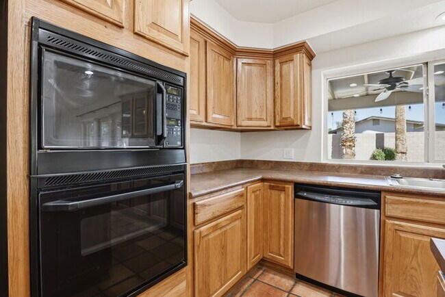 Building Photo - Beautiful Home in McCormick Ranch