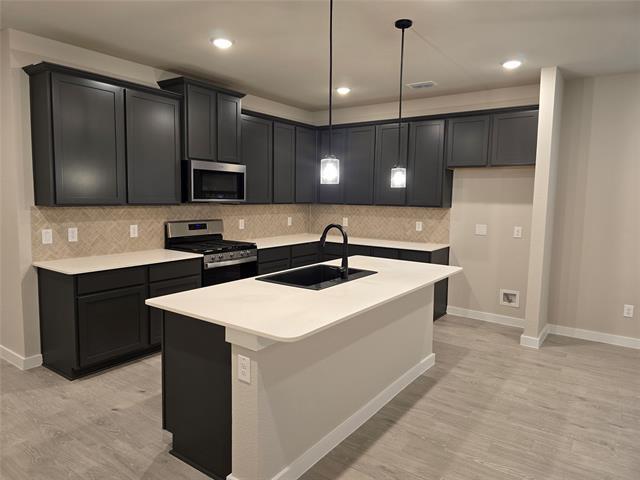 Building Photo - 3808 Malibu Dr