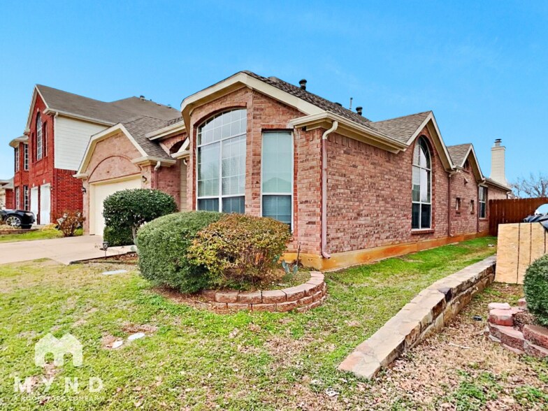 Building Photo - 1912 Oak Timber Dr