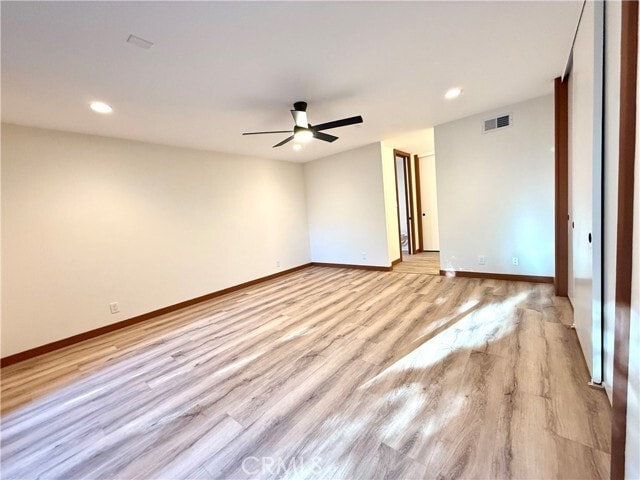 Building Photo - 880 N Gainsborough Dr