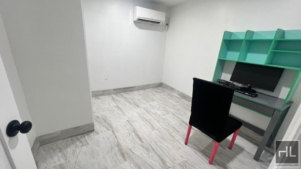 Building Photo - LINCOLN AVENUE