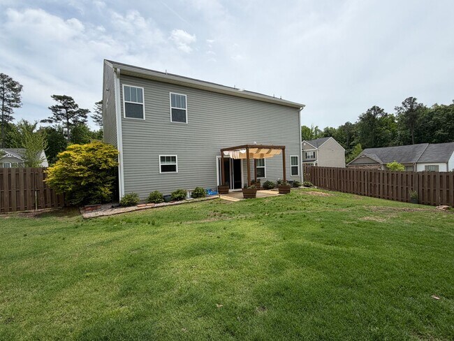 Building Photo - Gregory Landing - Aiken County