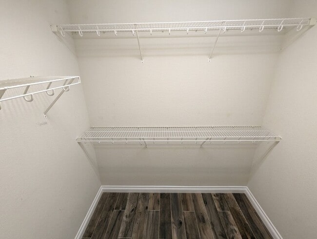 Building Photo - 4917 Hostetler Ave