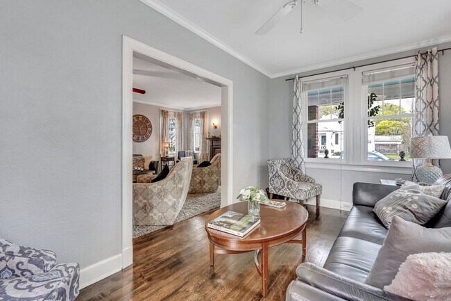 Building Photo - Beautiful Home in Desirable Ardsley Park